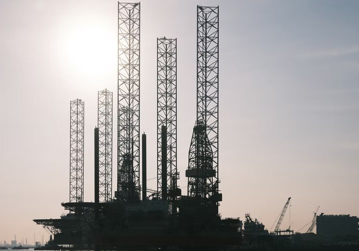 oil rig