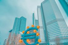 Euro symbol in front of the Commerzbank HQ